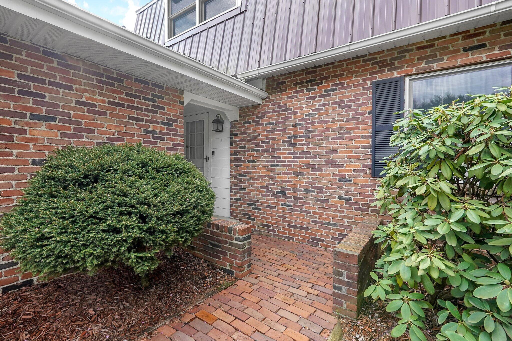 6 Coventry Lane, Athens, Ohio image 8