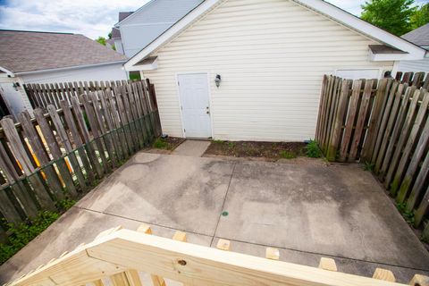 Tiny photo for 960 Hartford Village Boulevard, Columbus, OH 43228 (MLS # 225016282)