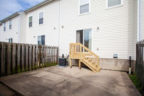 Tiny photo for 960 Hartford Village Boulevard, Columbus, OH 43228 (MLS # 225016282)