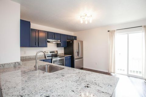 Tiny photo for 960 Hartford Village Boulevard, Columbus, OH 43228 (MLS # 225016282)