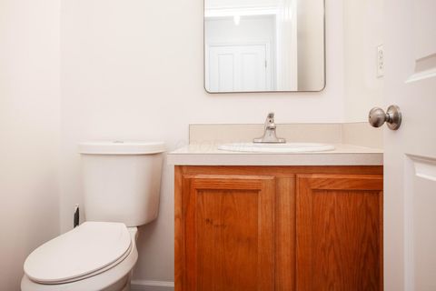 Tiny photo for 960 Hartford Village Boulevard, Columbus, OH 43228 (MLS # 225016282)