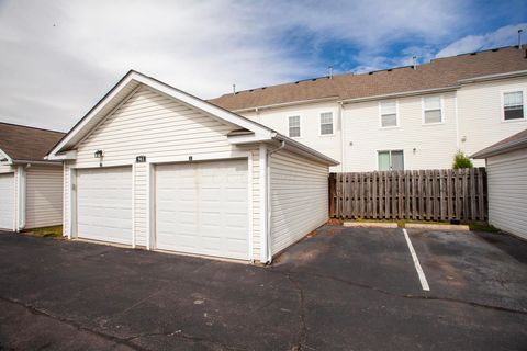 Tiny photo for 960 Hartford Village Boulevard, Columbus, OH 43228 (MLS # 225016282)