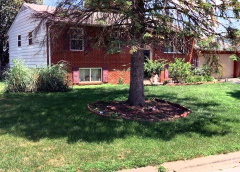 Photo of 2870 Chesfield Drive, Columbus, OH 43204 (MLS # 226008074)