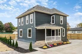 Photo of 101 N Nelson Road, Columbus, OH 43219 (MLS # 226015622)