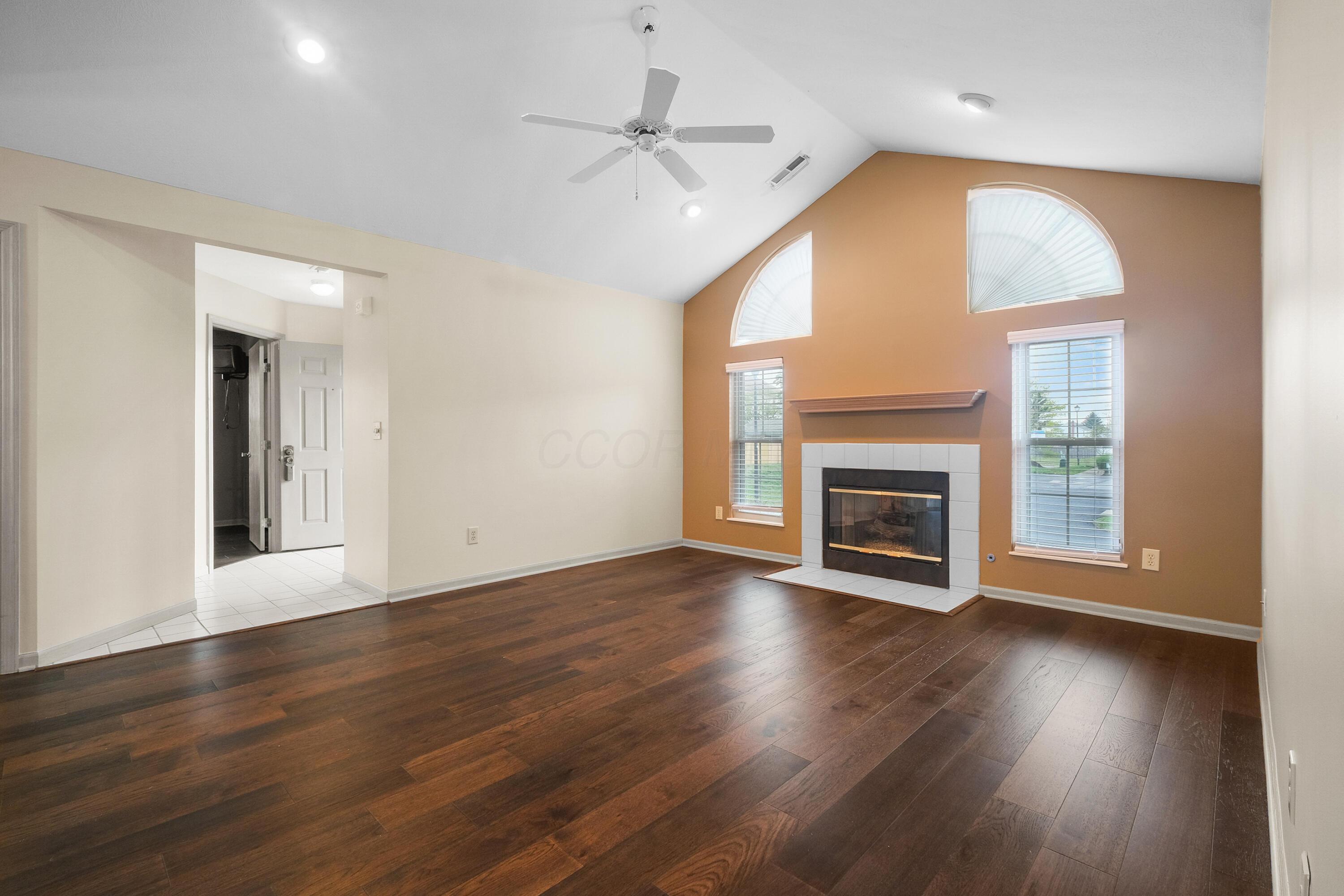 2400 Huntmaster Lane, Grove City, Ohio image 5