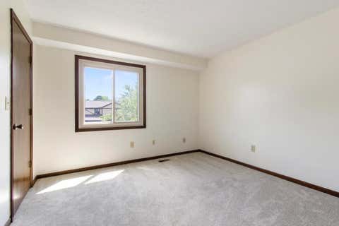 Tiny photo for 2128 Stowbridge Road, Dublin, OH 43016 (MLS # 226032136)