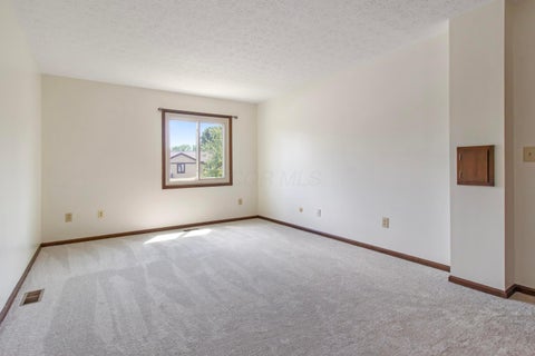 Tiny photo for 2128 Stowbridge Road, Dublin, OH 43016 (MLS # 226032136)