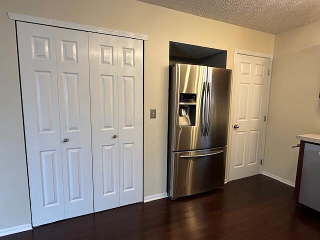 2529 Silver Fir Lane, Grove City, Ohio image 16