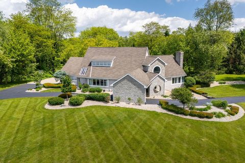 Photo of 2323 Colts Neck Road, Blacklick, OH 43004 (MLS # 226017125)