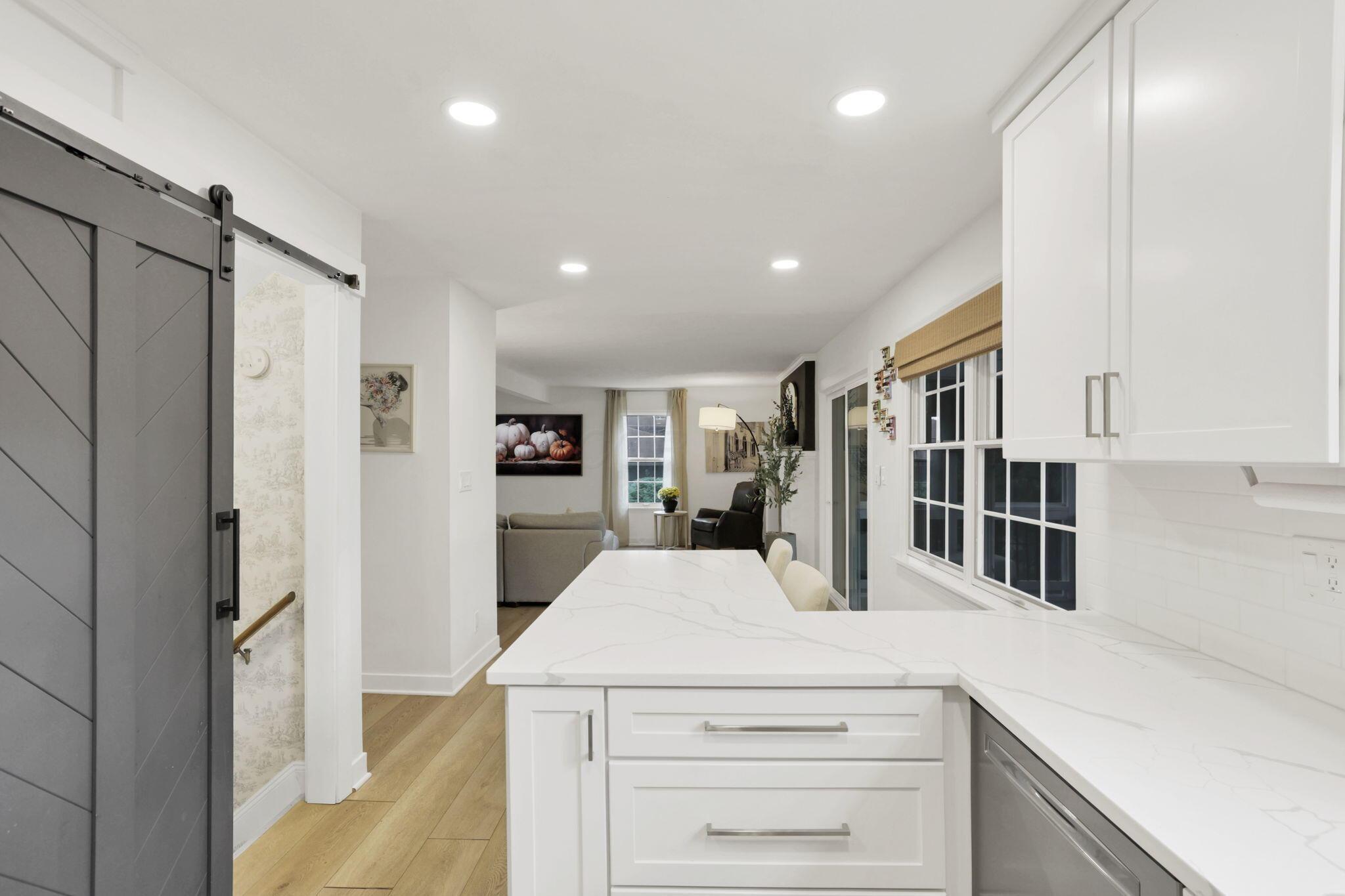 Columbus, Ohio 43235, United States, 4 Bedrooms Bedrooms, ,3 BathroomsBathrooms,Residential,Pending,223270