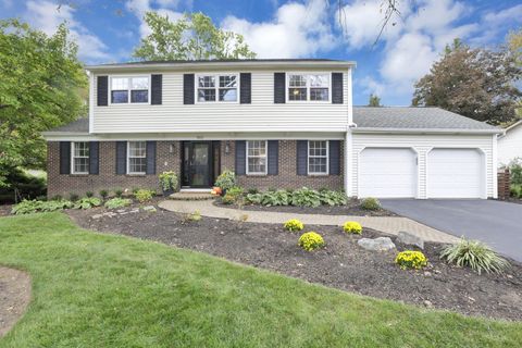 Photo of 865 Highview Drive, Columbus, OH 43235 (MLS # 225038100)