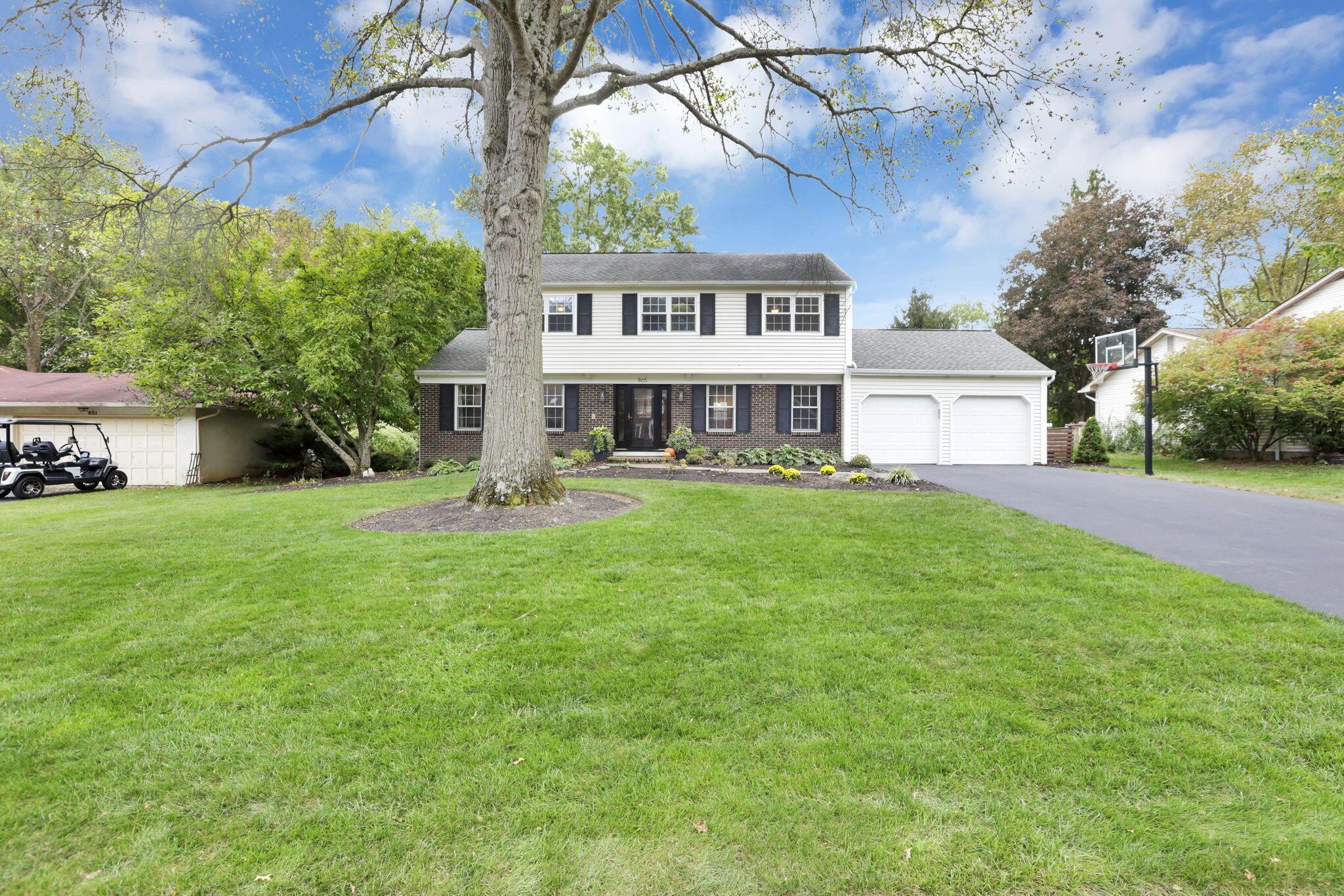 Columbus, Ohio 43235, United States, 4 Bedrooms Bedrooms, ,3 BathroomsBathrooms,Residential,Pending,223270