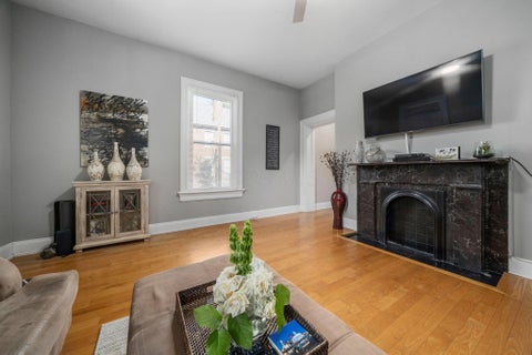 Tiny photo for 390 E Sycamore Street, Columbus, OH 43206 (MLS # 226035562)