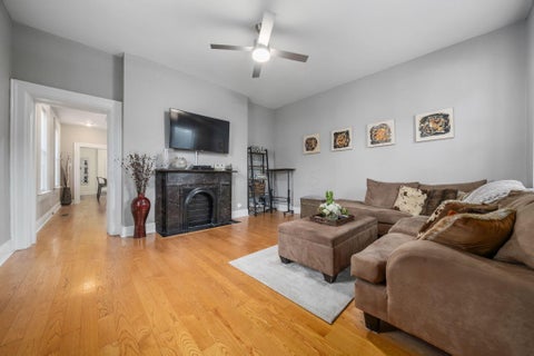 Tiny photo for 390 E Sycamore Street, Columbus, OH 43206 (MLS # 226035562)