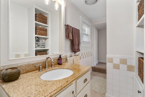 Tiny photo for 390 E Sycamore Street, Columbus, OH 43206 (MLS # 226035562)