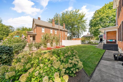 Tiny photo for 390 E Sycamore Street, Columbus, OH 43206 (MLS # 226035562)