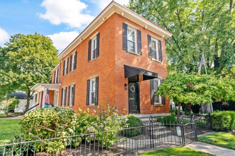 Photo of 390 E Sycamore Street, Columbus, OH 43206 (MLS # 226035562)