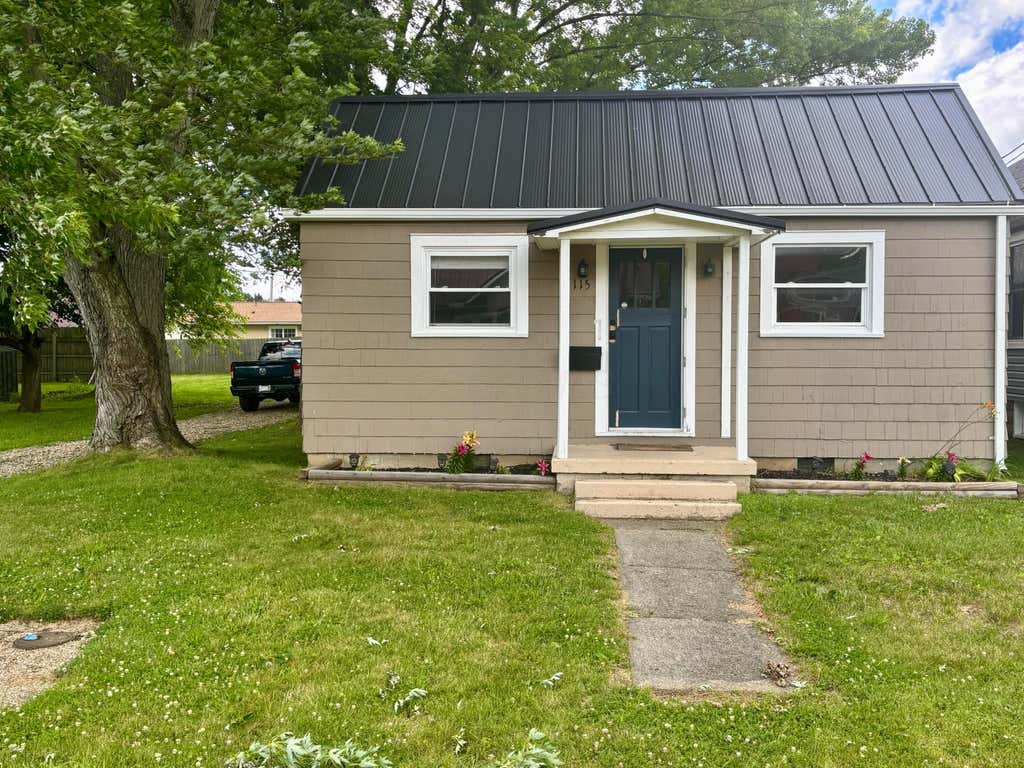 Photo of 115 Ames Street, Mount Vernon, OH 43050 (MLS # 226022885)