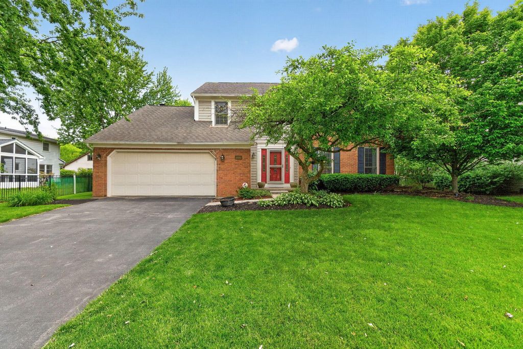 Photo of 2152 Olde Sawmill Boulevard, Dublin, OH 43016 (MLS # 226017473)