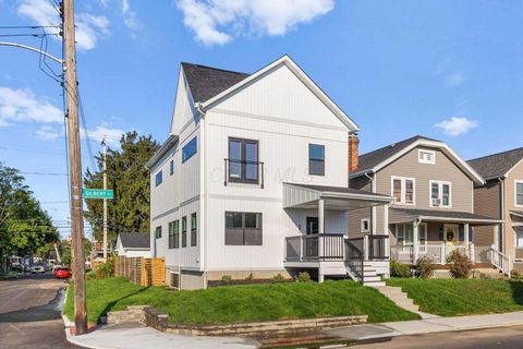 Photo of 981 Gilbert Street, Columbus, OH 43206 (MLS # 226013926)