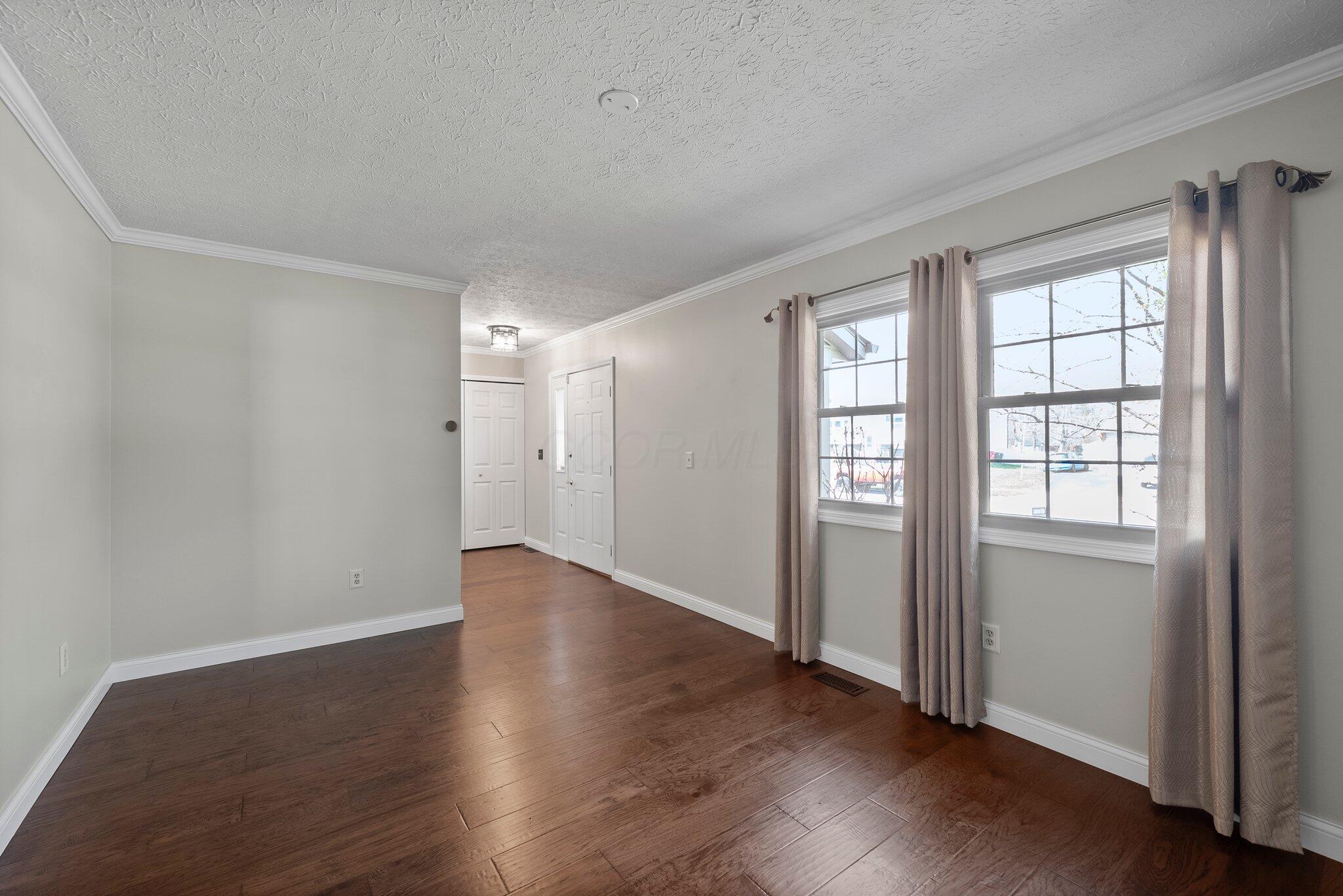 4119 Basswood Avenue, Grove City, Ohio image 5