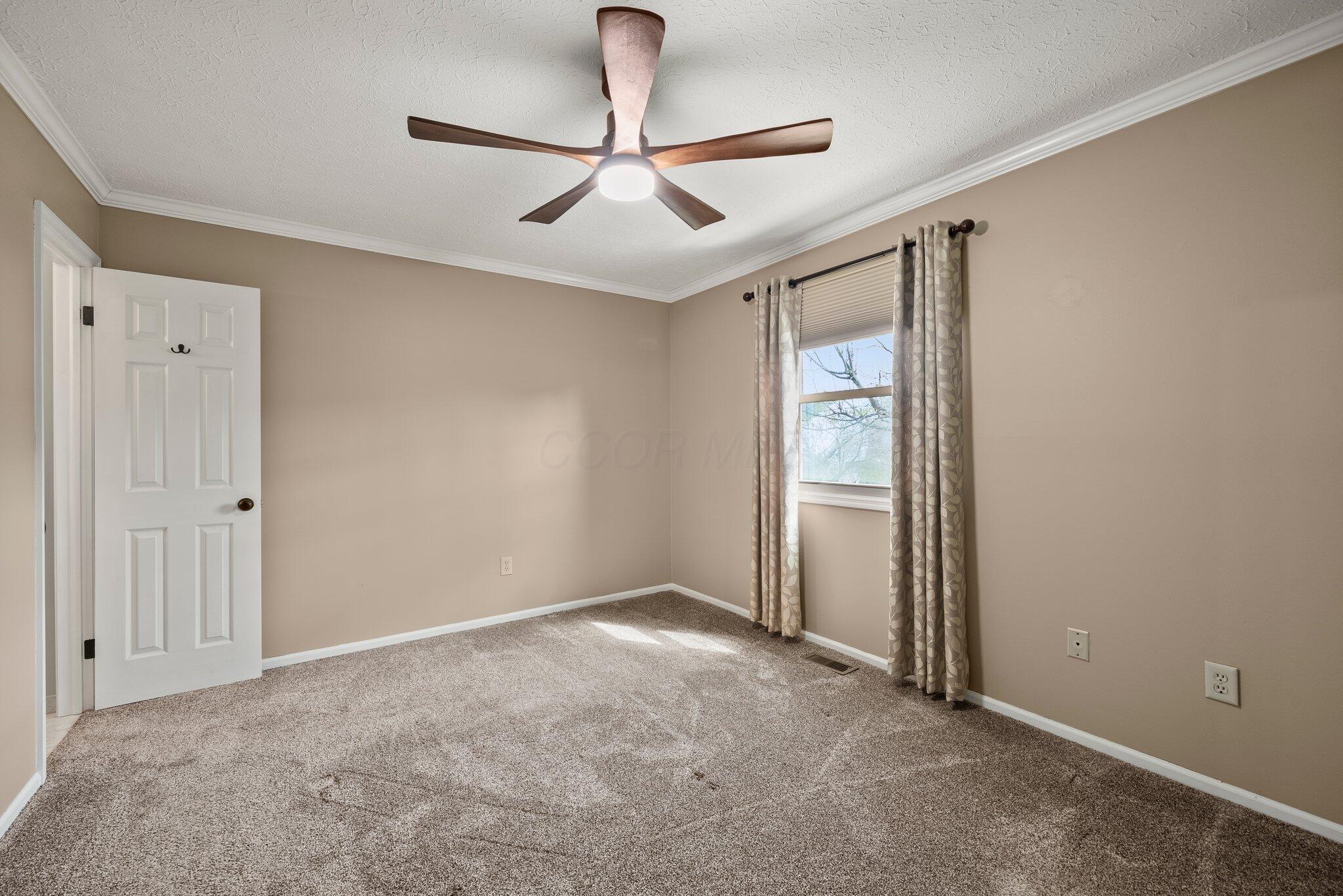 4119 Basswood Avenue, Grove City, Ohio image 21