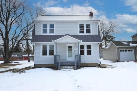 Photo of 515 S Seltzer Street, Crestline, OH 44827 (MLS # 226004210)
