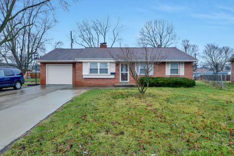 Photo of 1370 Erickson Road, Columbus, OH 43227 (MLS # 226006724)