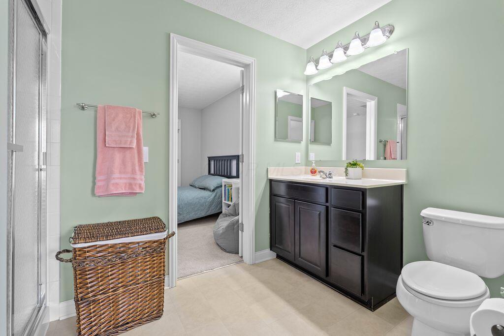1276 Ironwood Drive, Grove City, Ohio image 28