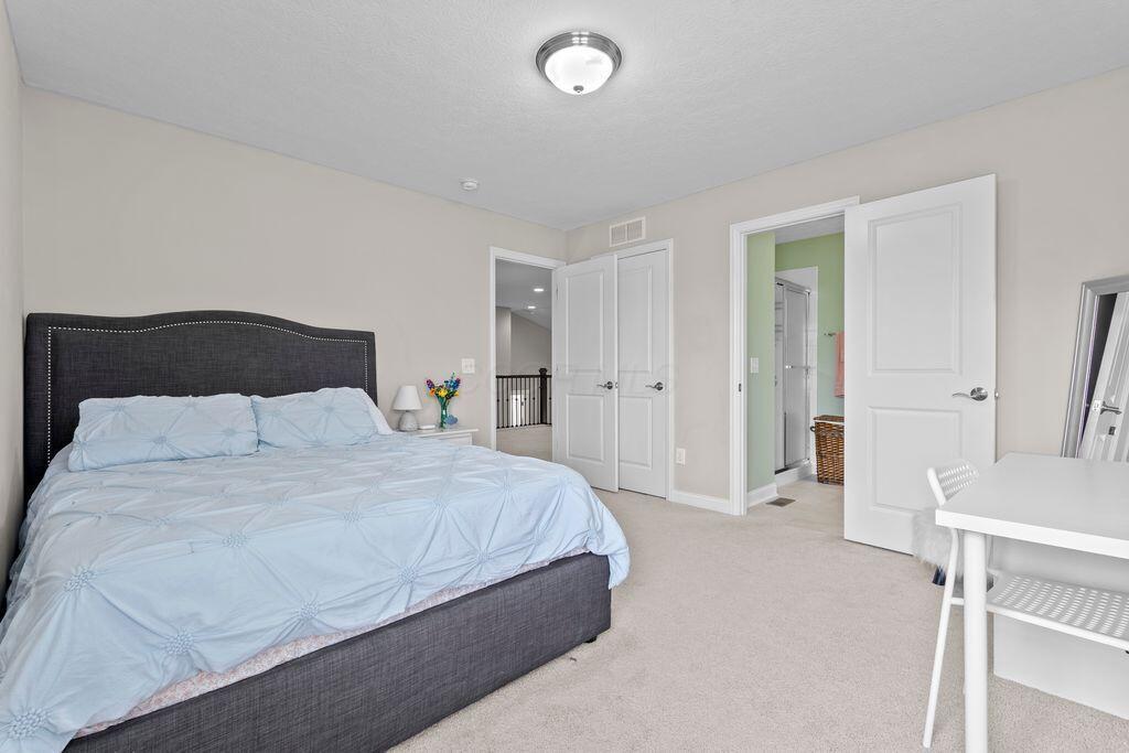 1276 Ironwood Drive, Grove City, Ohio image 31