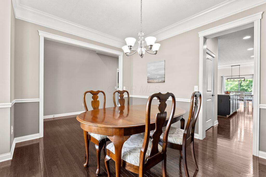 1276 Ironwood Drive, Grove City, Ohio image 7