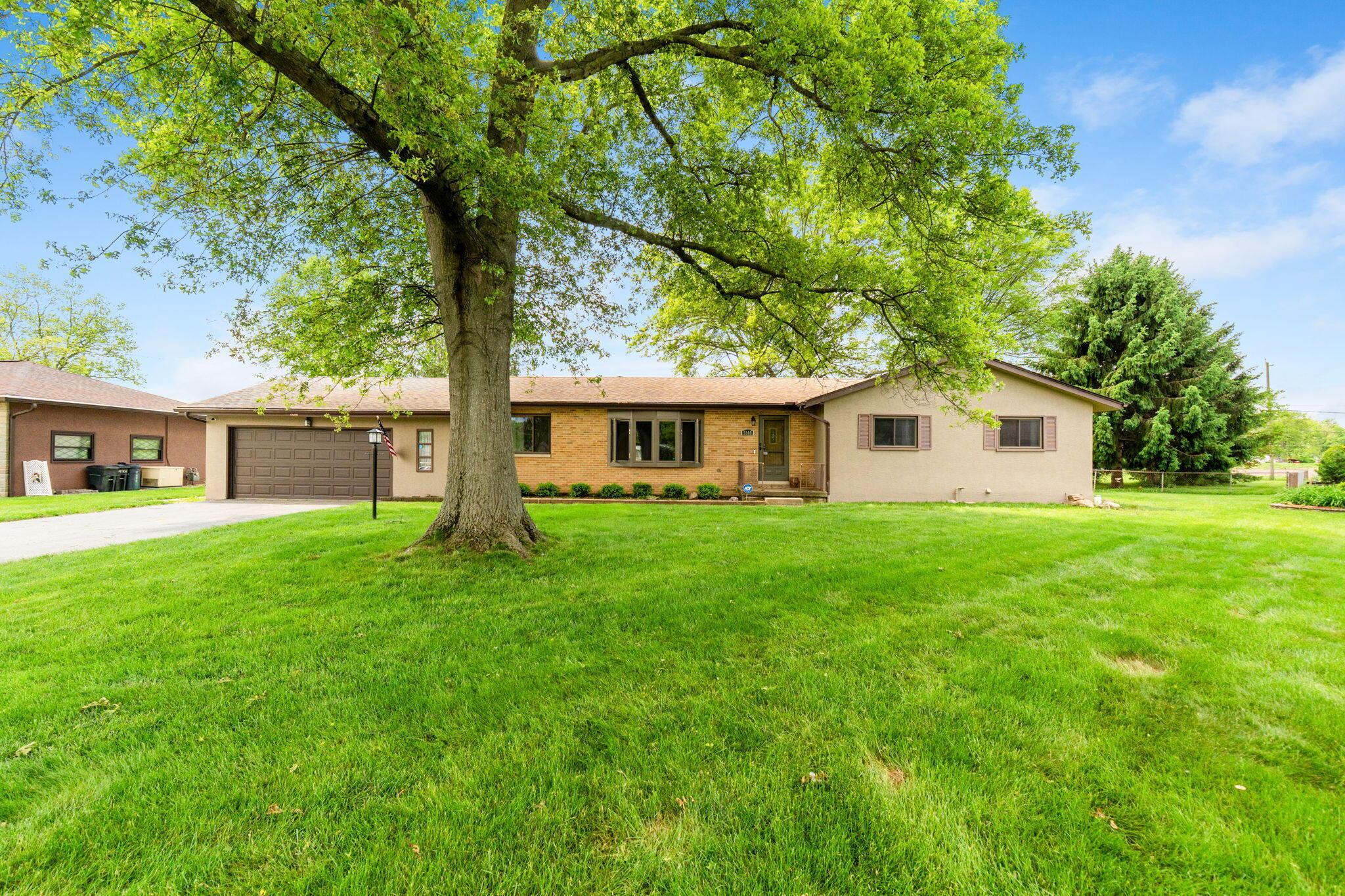 5589 Morgan Court, Groveport, Ohio image 2