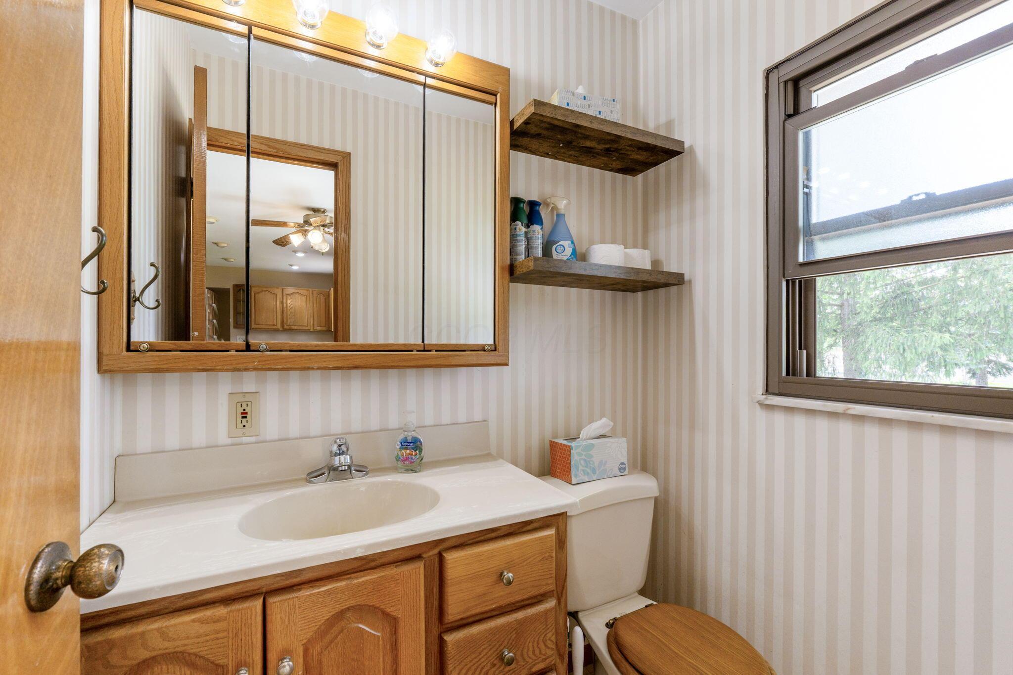 5589 Morgan Court, Groveport, Ohio image 25