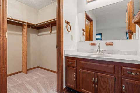 Tiny photo for 3376 Kropp Road, Grove City, OH 43123 (MLS # 226020611)