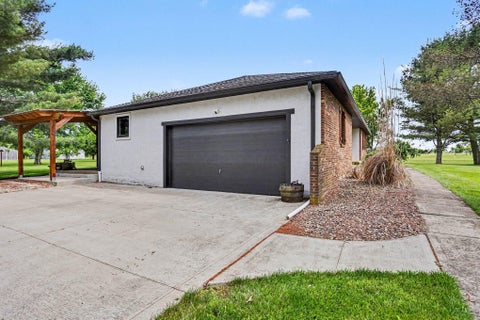 Tiny photo for 3376 Kropp Road, Grove City, OH 43123 (MLS # 226020611)
