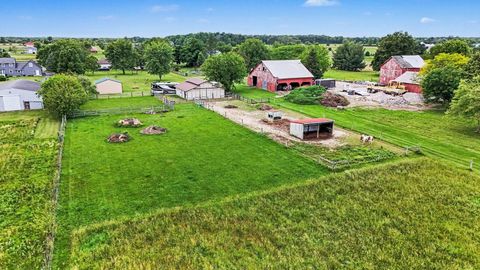 Tiny photo for 3376 Kropp Road, Grove City, OH 43123 (MLS # 226020611)