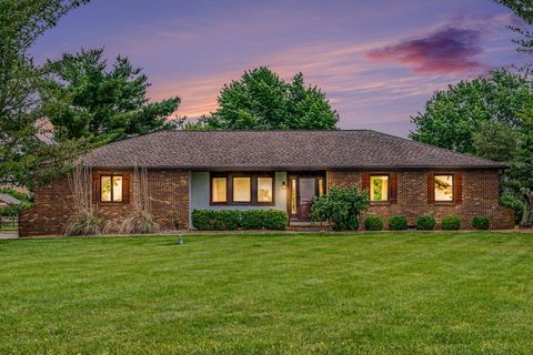 Photo of 3376 Kropp Road, Grove City, OH 43123 (MLS # 226020611)