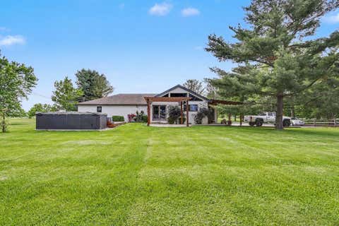 Tiny photo for 3376 Kropp Road, Grove City, OH 43123 (MLS # 226020611)