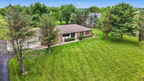 Tiny photo for 3376 Kropp Road, Grove City, OH 43123 (MLS # 226020611)