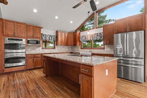 Tiny photo for 3376 Kropp Road, Grove City, OH 43123 (MLS # 226020611)