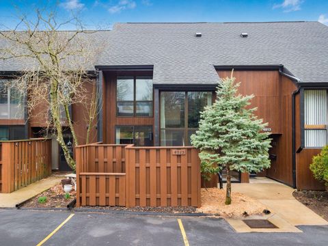 Tiny photo for 4915 Smoketalk Lane 3 #3, Westerville, OH 43081 (MLS # 226007143)