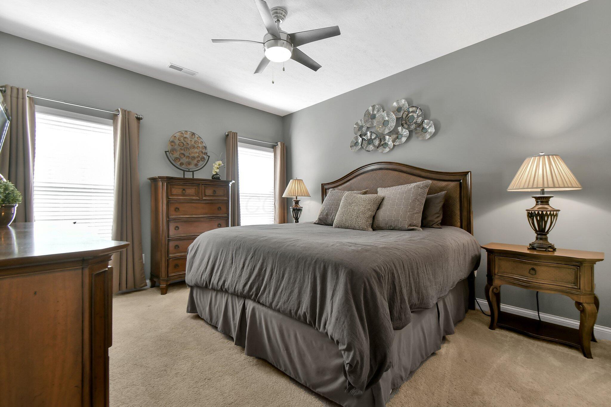 902 Villas Drive, Pataskala, Ohio image 14