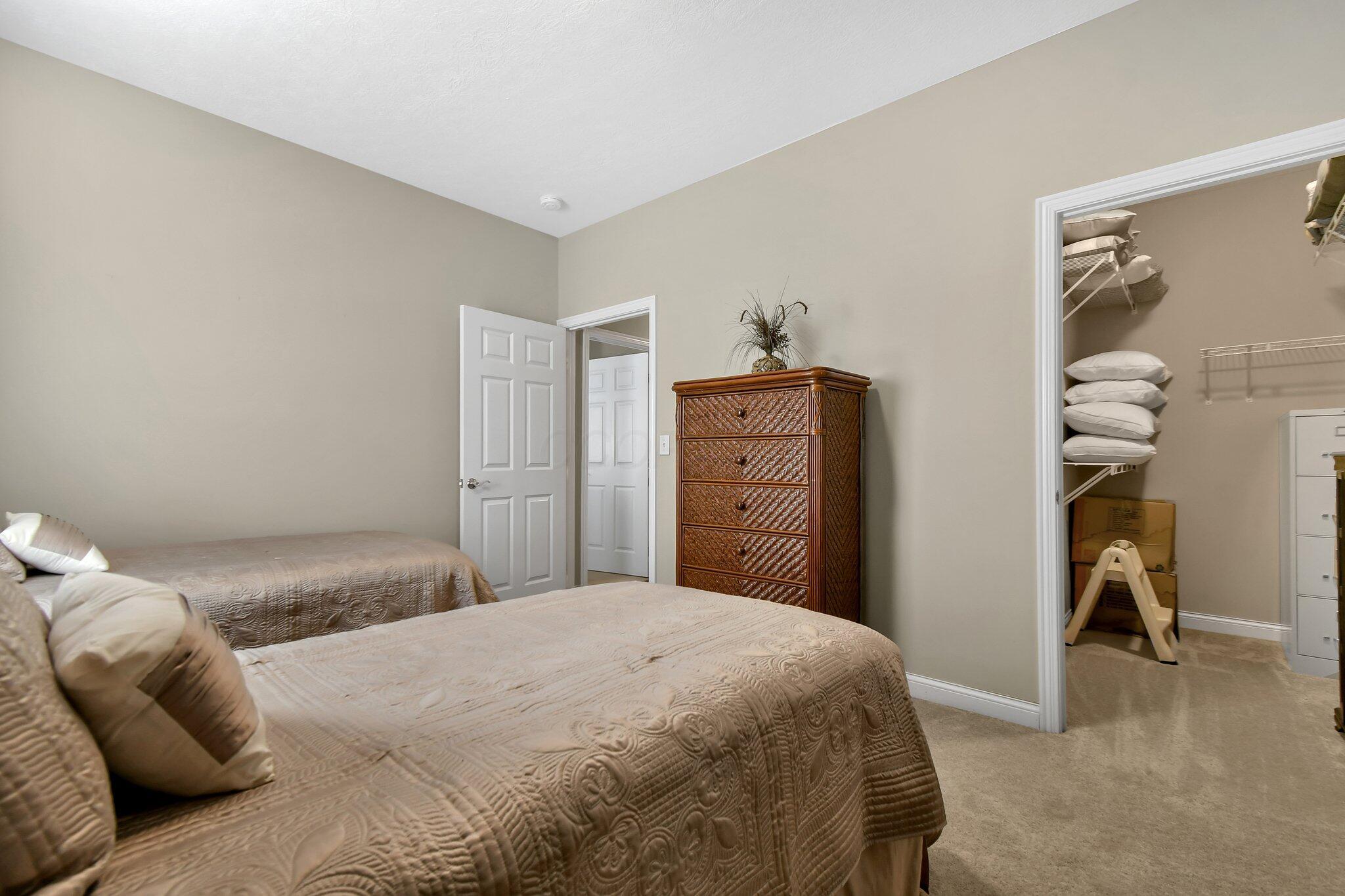 902 Villas Drive, Pataskala, Ohio image 21