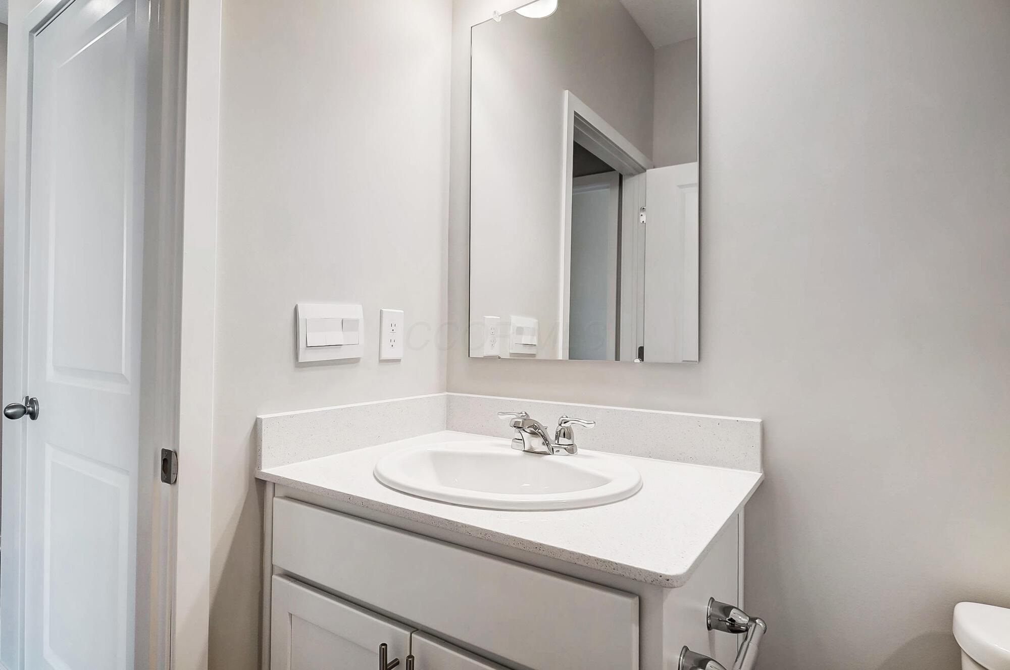 412 Madison Way, Plain City, Ohio image 35