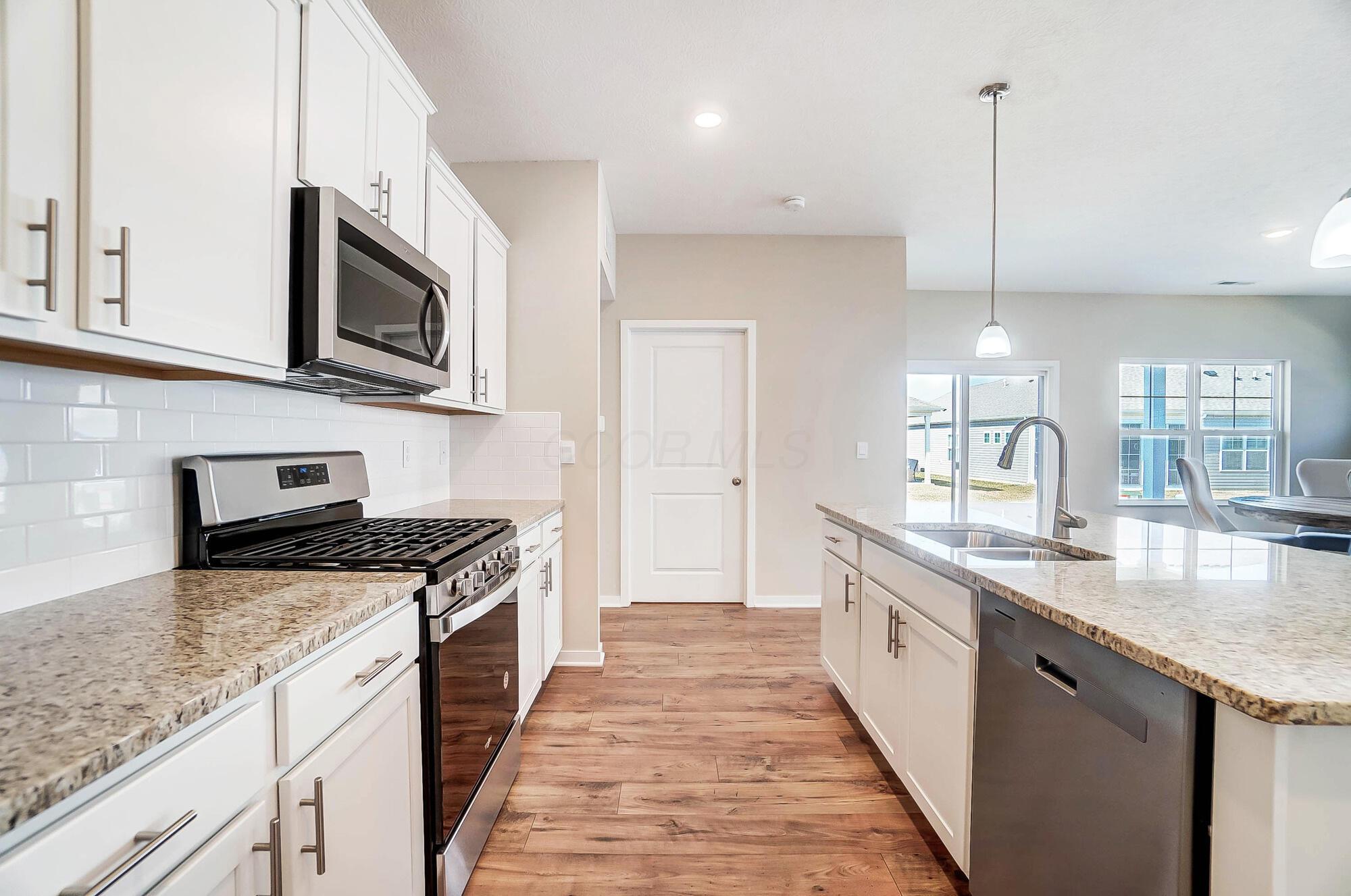 412 Madison Way, Plain City, Ohio image 16