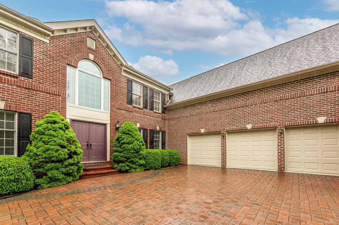 8383 Clarington Court, Powell, Ohio image 7