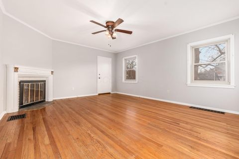 Tiny photo for 1621 Waltham Road B #B, Columbus, OH 43221 (MLS # 226000925)