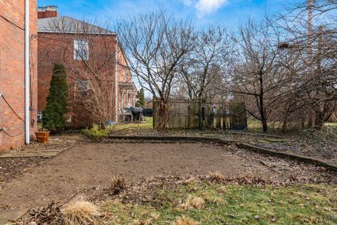 Tiny photo for 1621 Waltham Road B #B, Columbus, OH 43221 (MLS # 226000925)