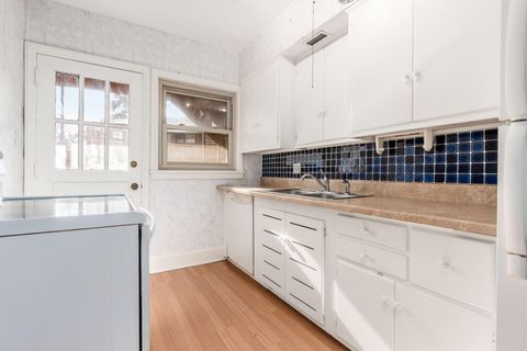 Tiny photo for 1621 Waltham Road B #B, Columbus, OH 43221 (MLS # 226000925)