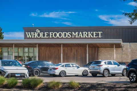 Tiny photo for 1621 Waltham Road B #B, Columbus, OH 43221 (MLS # 226000925)